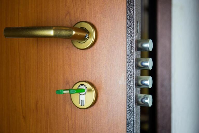 Installation de verrous à Valentigney, quelles solutions anti-effraction choisir ?